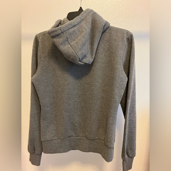 🌸 EUC Women’s sweater - Picture 2 of 5
